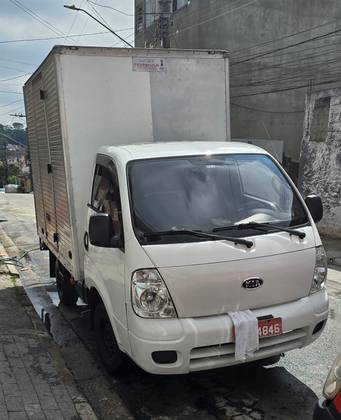 KIA BONGO 2.5 K-2500 4X2 CS TURBO DIESEL 2P MANUAL